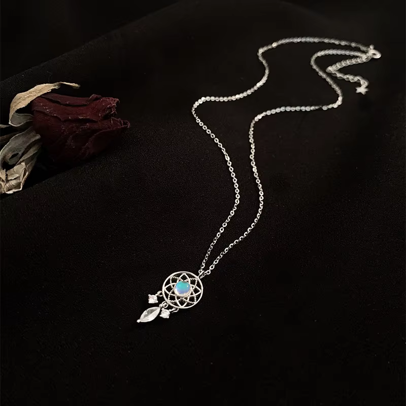 Collana in Pietra della Luna
