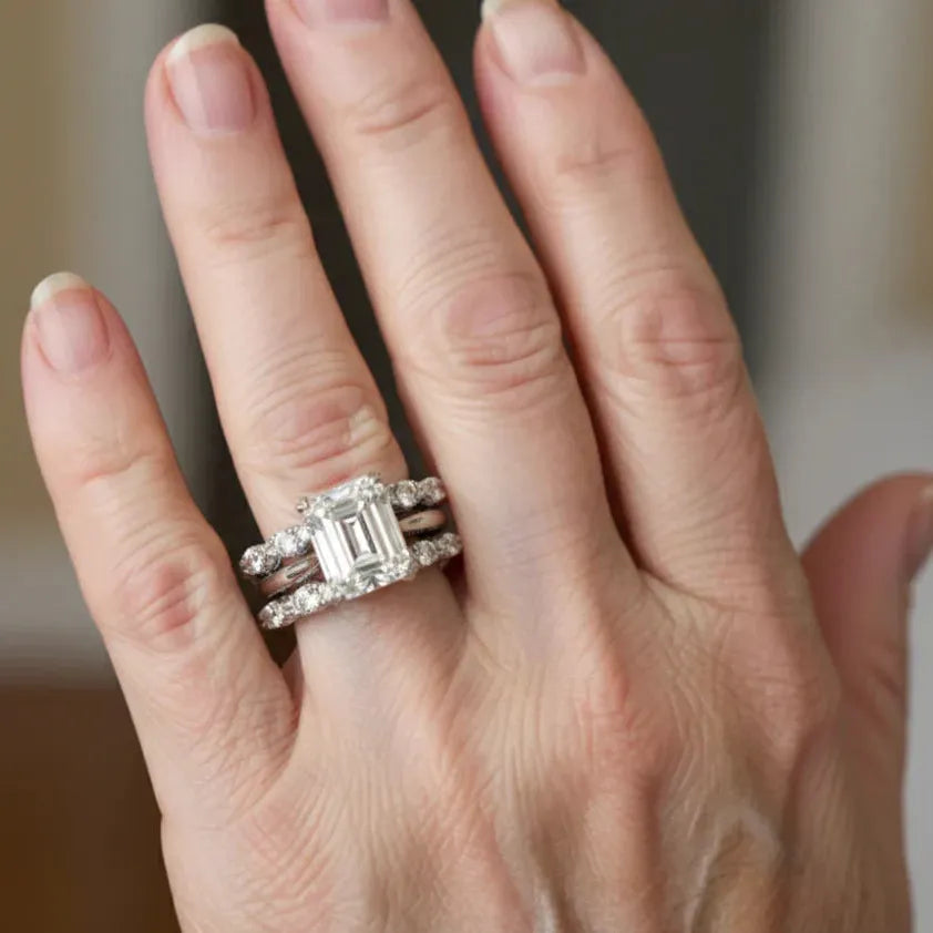 Anello retro in argento con strati scintillanti