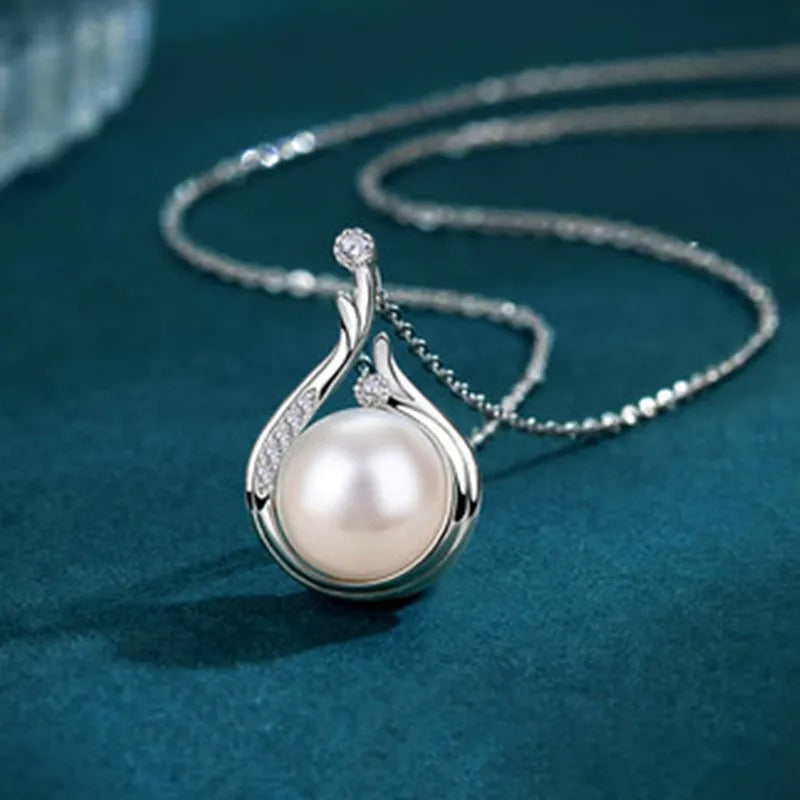Collana retrò in argento con perle a forma di goccia