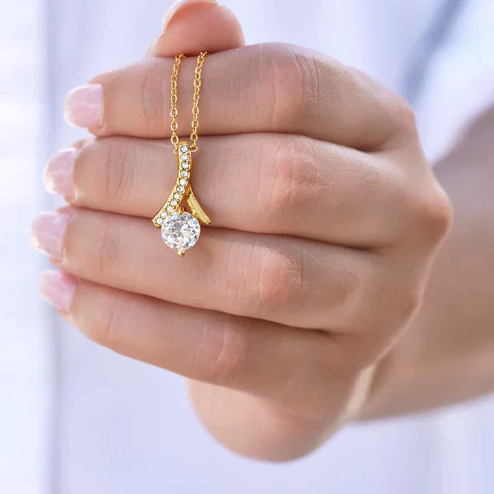 Collana retrò in oro con zirconia