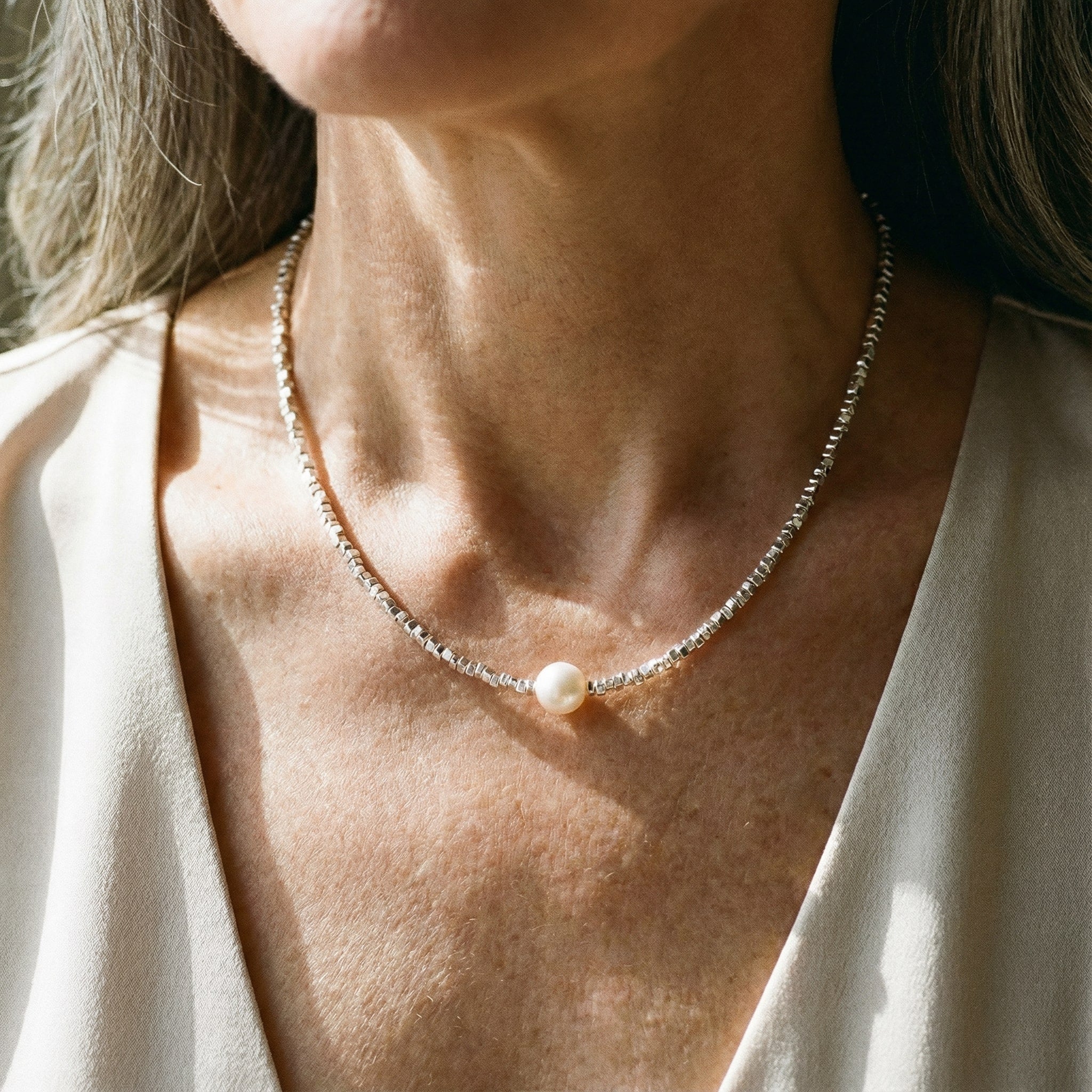 Collana retrò con margherite