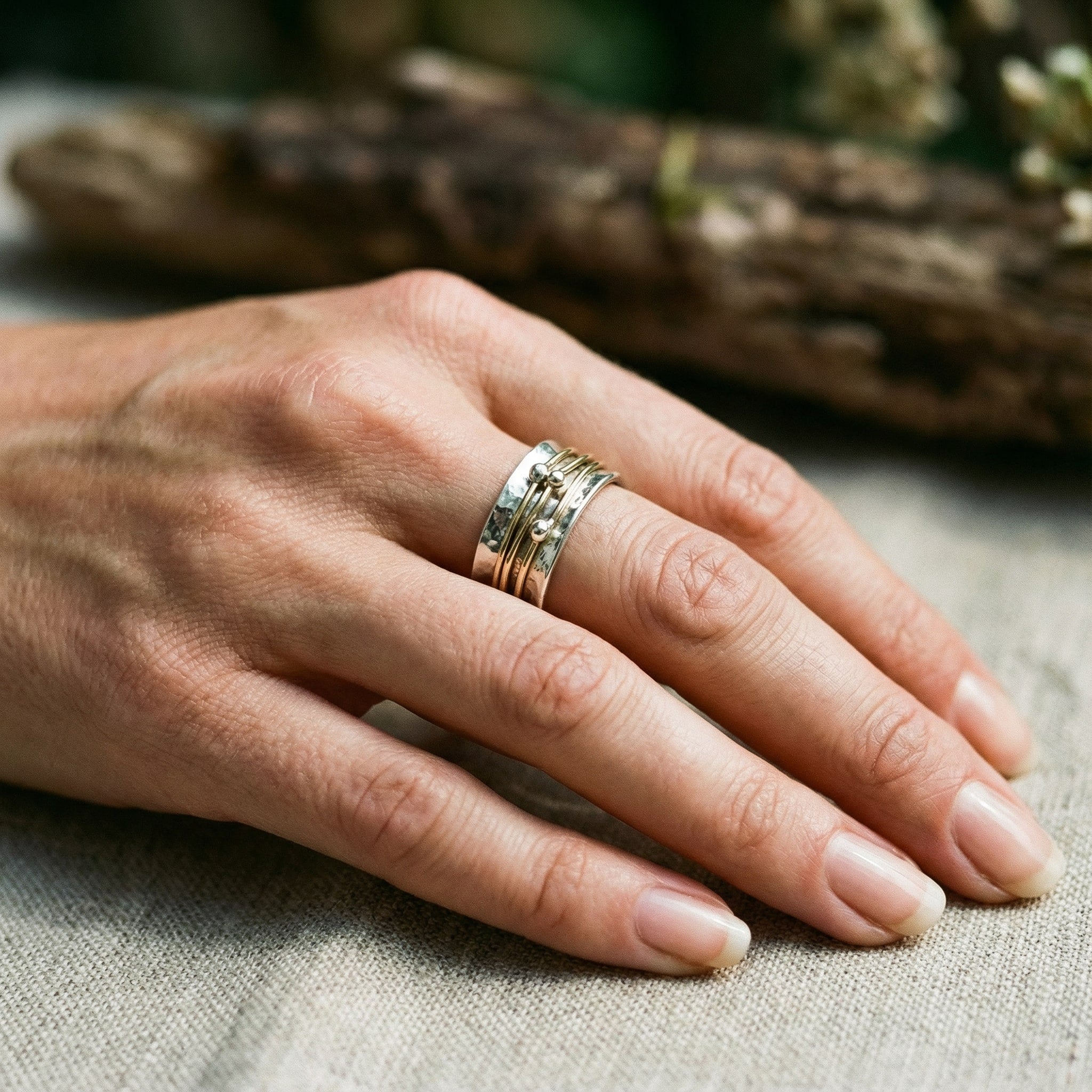 Anello Vintage Oro con Strati in Argento