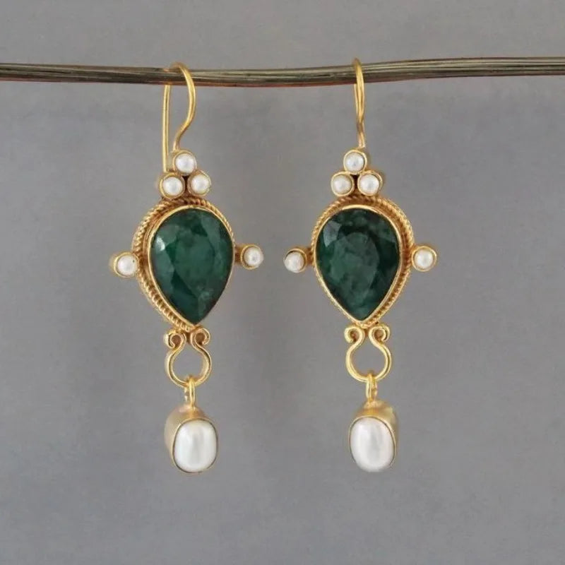 Orecchini vintage con Rubino e Margherita