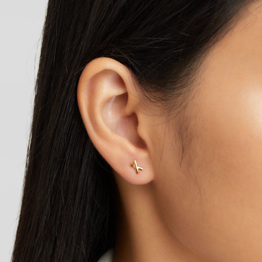 Lisa – Orecchini d'oro a forma di ramo.