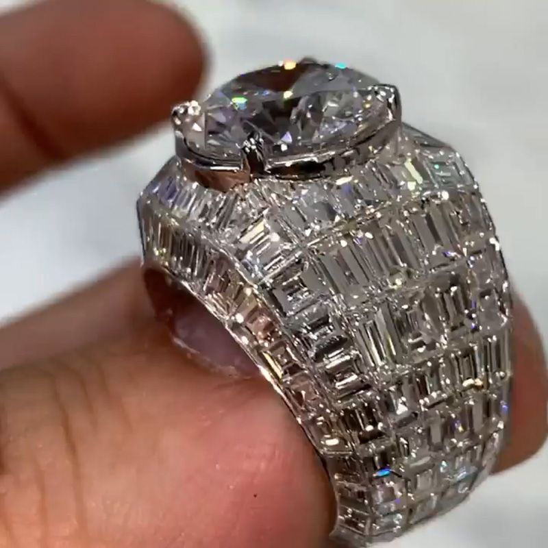 Anna-Lena – Anello con diamante in argento a taglio rotondo.